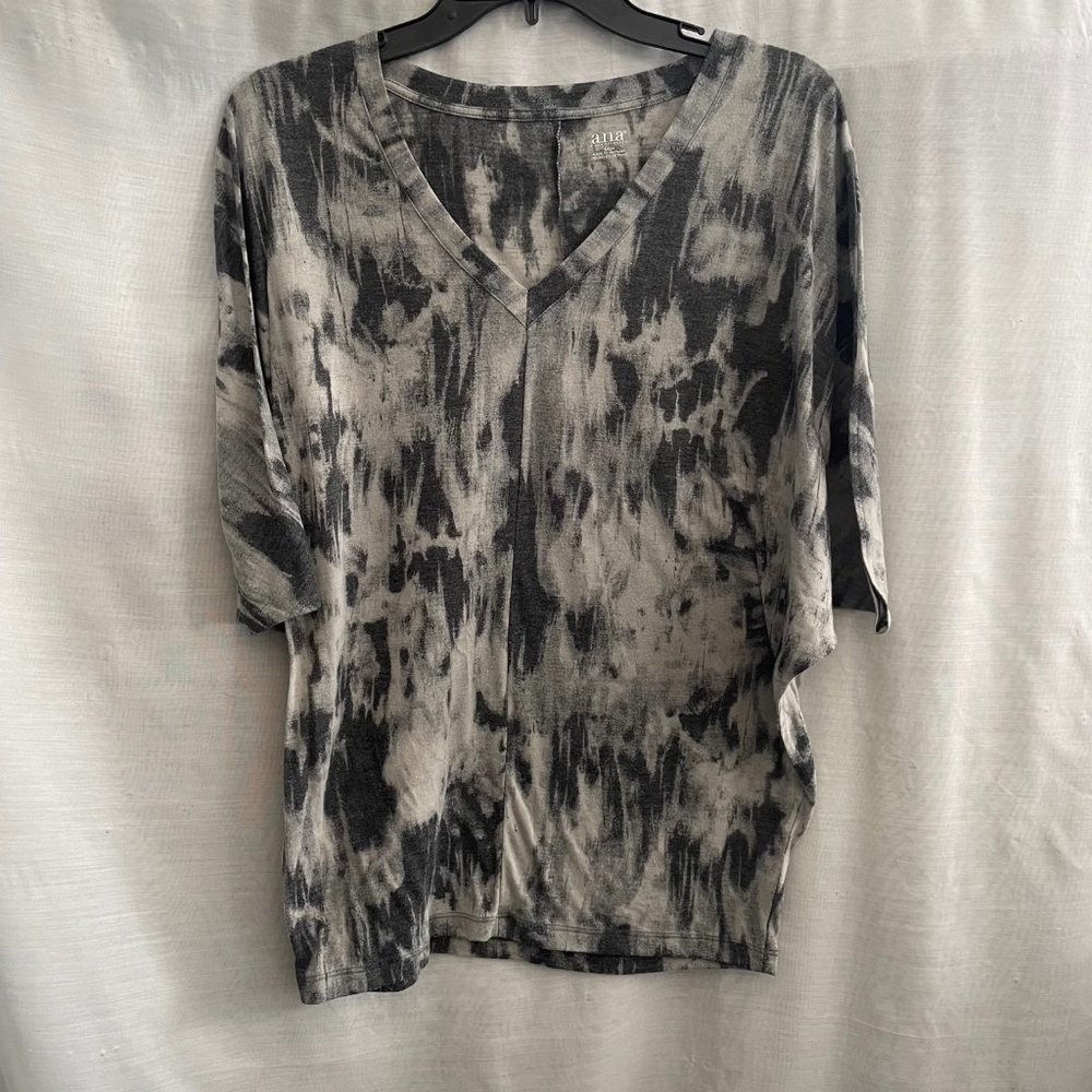 Size S Cotton V Neck